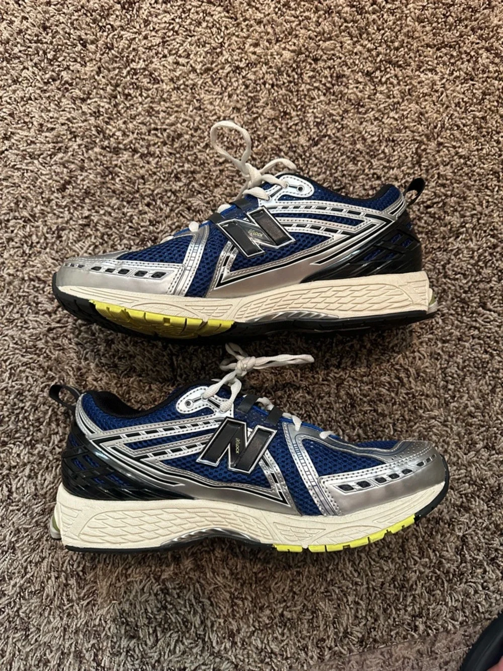 Men's New Balance 1906 R Sneakers size 12 - Picture 2 of 6